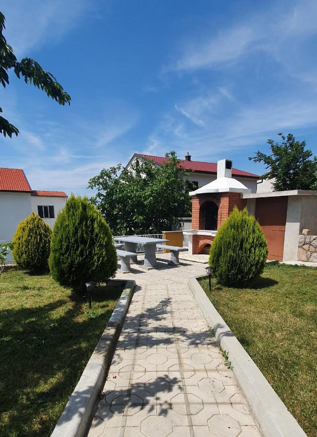 Guest House Angela Senj  Exterior foto