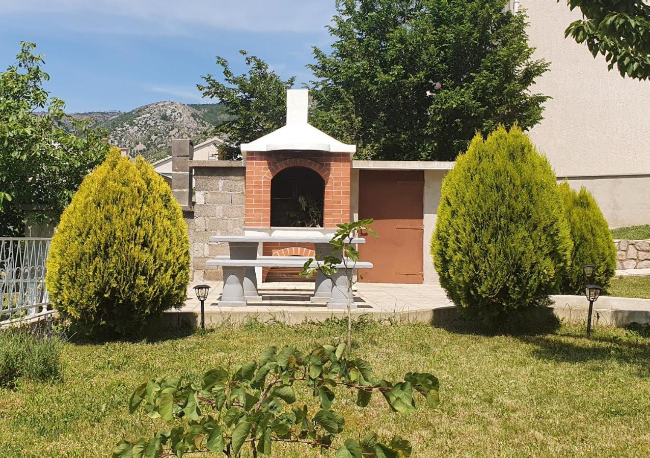 Guest House Angela Senj  Exterior foto