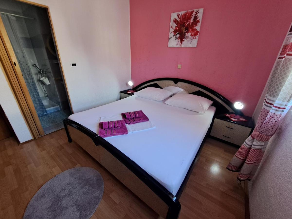 Guest House Angela Senj  Exterior foto