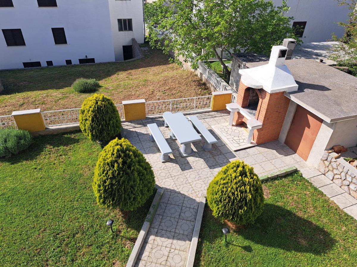 Guest House Angela Senj  Exterior foto