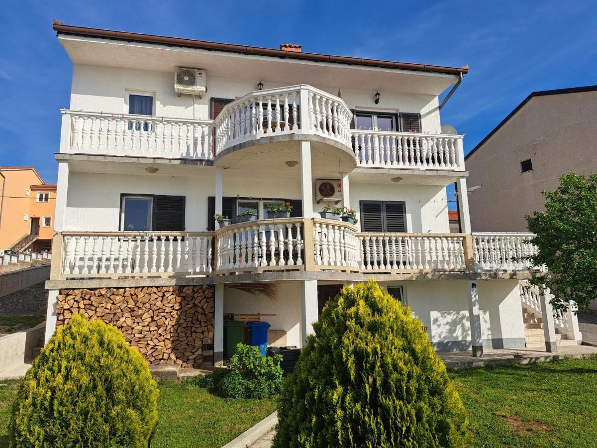 Guest House Angela Senj  Exterior foto