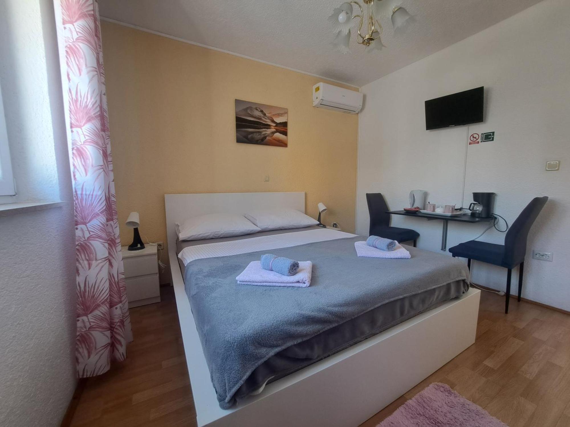 Guest House Angela Senj  Exterior foto