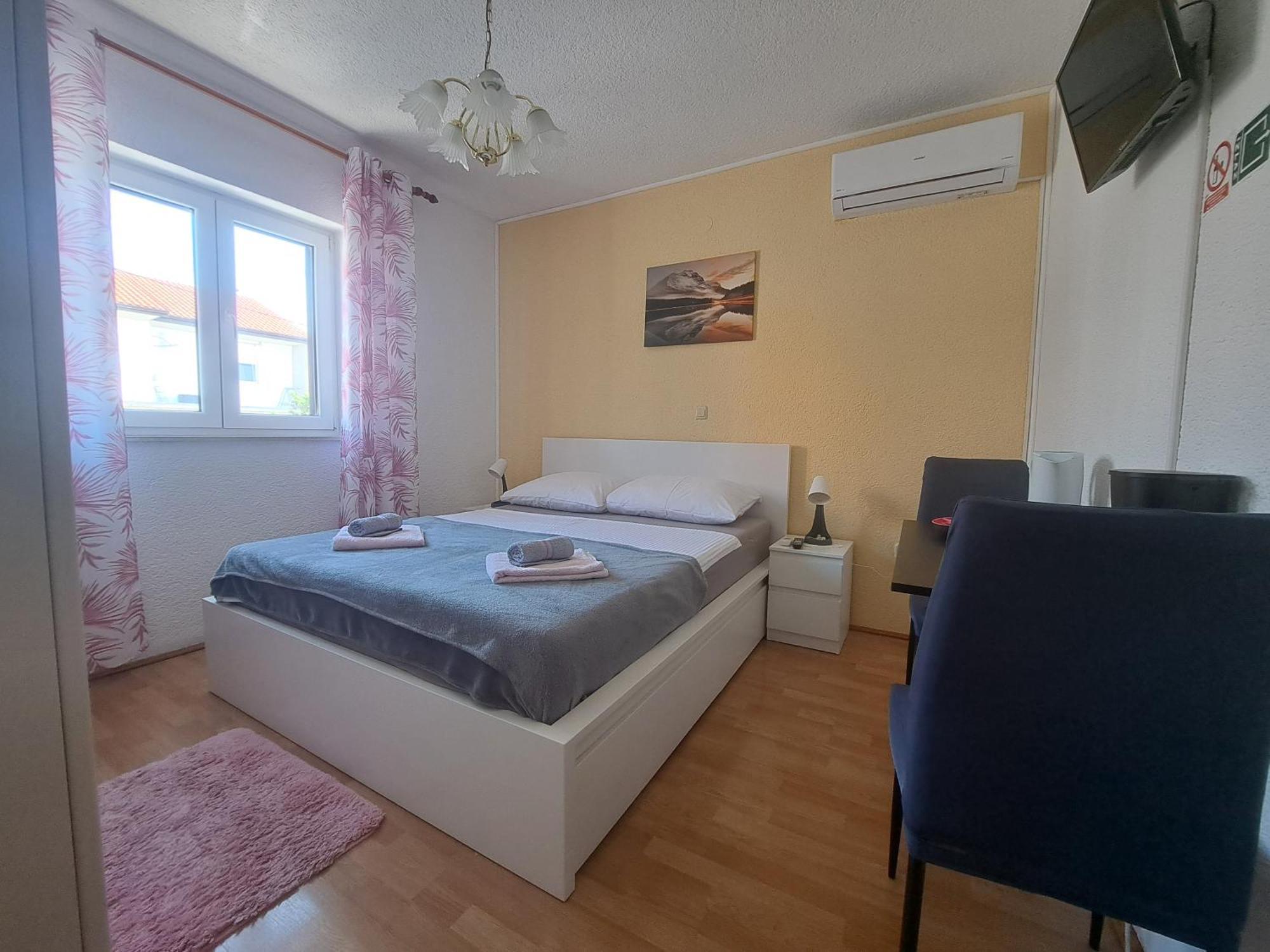 Guest House Angela Senj  Zimmer foto